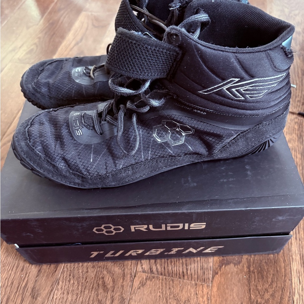 Rudis Men's Black Athletic Shoes